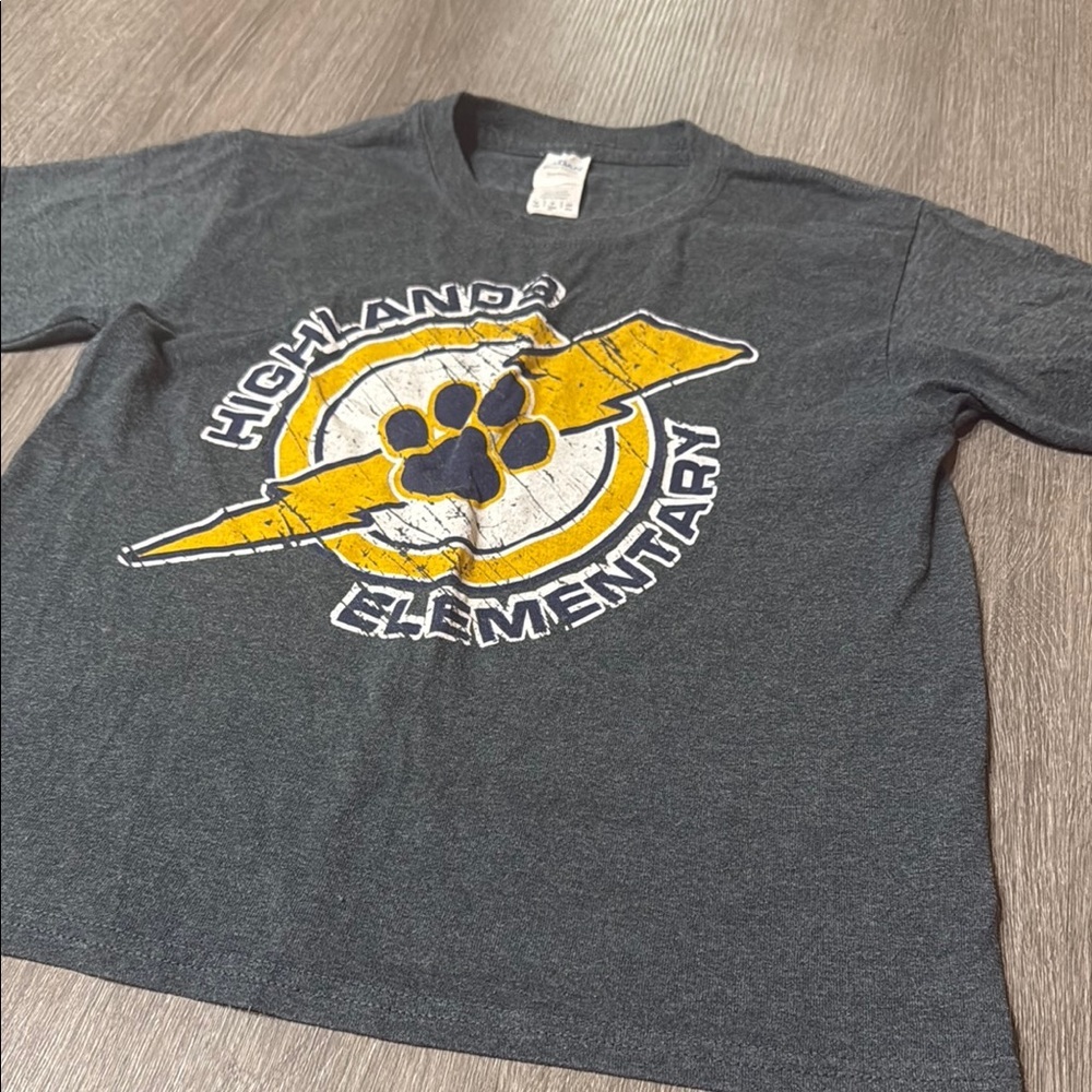 Gildan Kids Dark Gray T-Shirt with Yellow and White Graphic